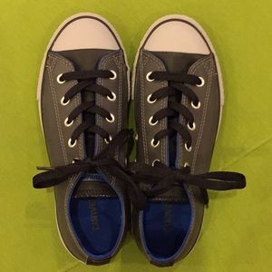 Converse for big boy (size 3)